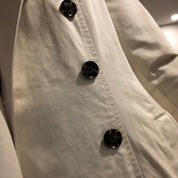 Banana republic trench coat ✨ - Picture 4 of 6